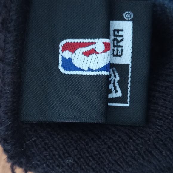 NBA Toronto Winter Hat - Picture 2 of 6